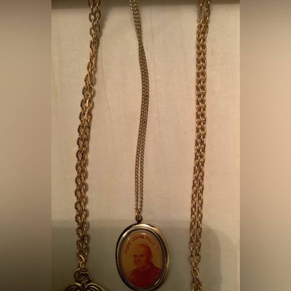 New vintage Pope John Paul II Memorabilia 1984 - Picture 7 of 9